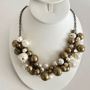 Vintage Baubles and Faux Pearl Necklace in Gold Tone brass plated metal